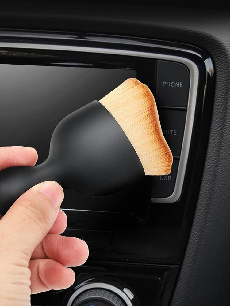 Car Crevice Dust Brush - Soft Interior Cleaning Tool for Universal Vehicles