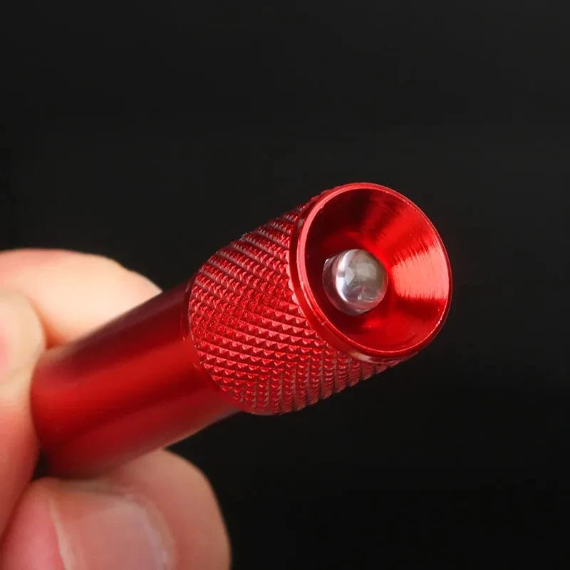 Mini keychain flashlight:Size: 60mm*15mmWeight: 25gBattery: with four batteriesNote: Please remove the built-in insulating sheet before use